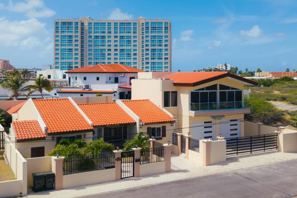 Palm Beach 4BR Villa | Beach Vibe by Bocobay Villa in Noord
