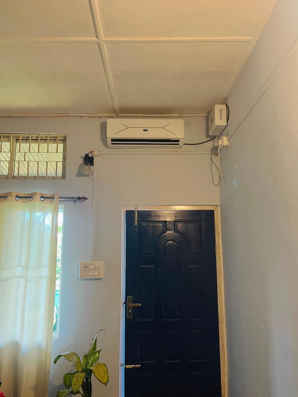 Bedroom, Swimming pool, Breakfast, air conditioner
