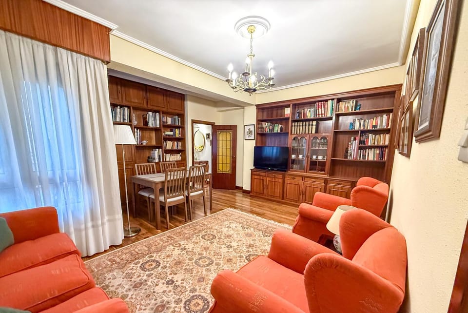 VT - Hogar Familiar en Deusto Apartment in Bilbao