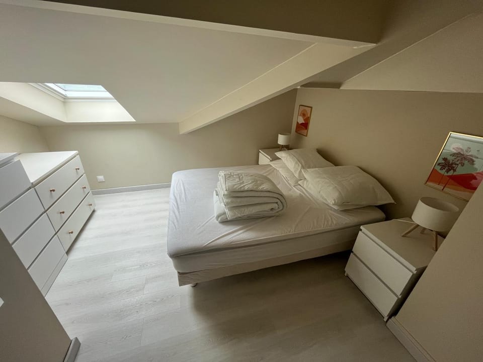 Bedroom, storage