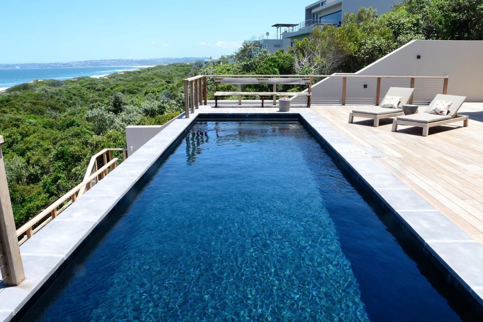 Patio, Natural landscape, Balcony/Terrace, Pool view, Sea view, Swimming pool, sunbed