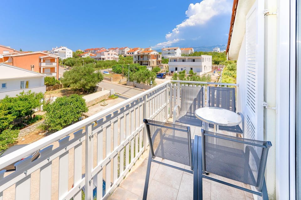 Balcony/Terrace, Balcony/Terrace, Street view, Street view