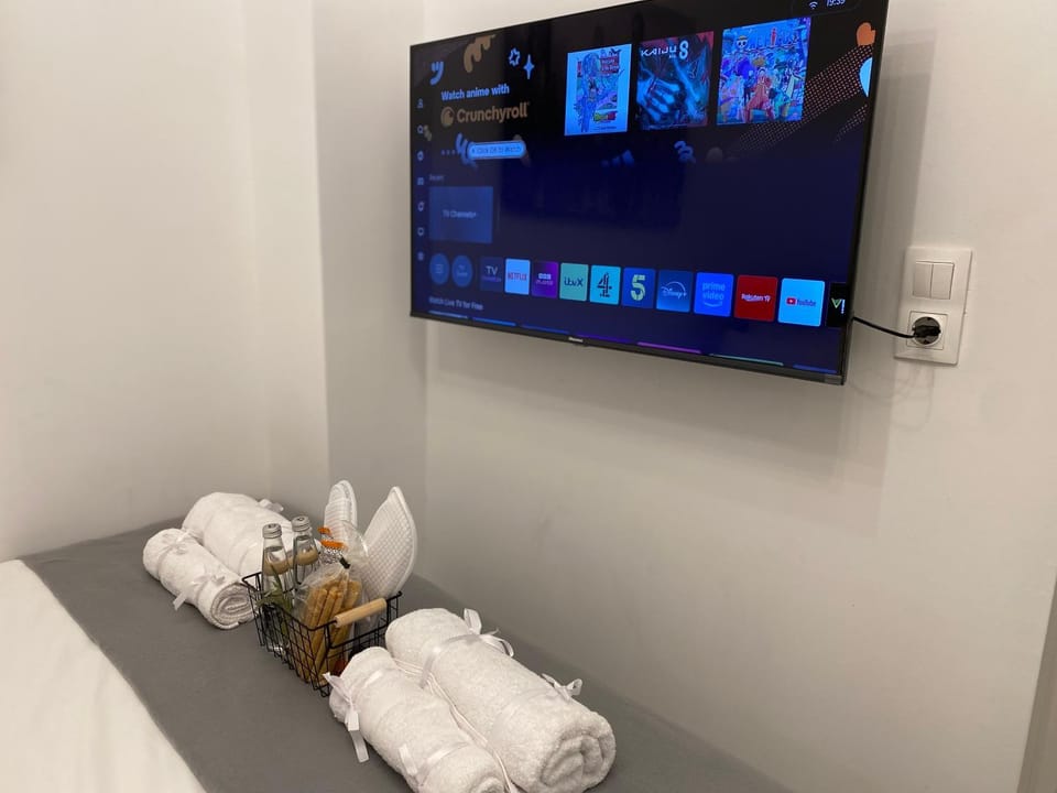 TV and multimedia, Bedroom, towels