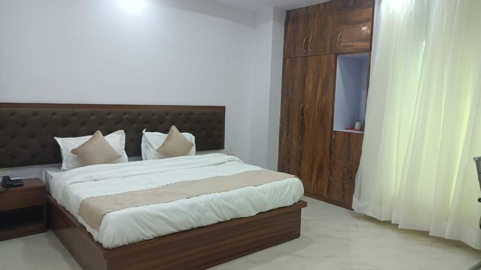 Bed, Bedroom, wardrobe