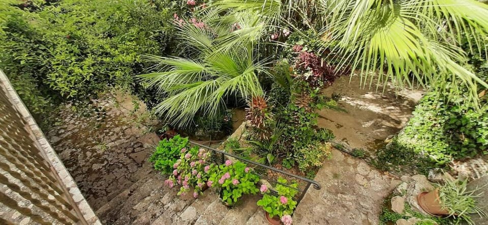 Fairy Tales Garden With private Parking Apartment in Erice