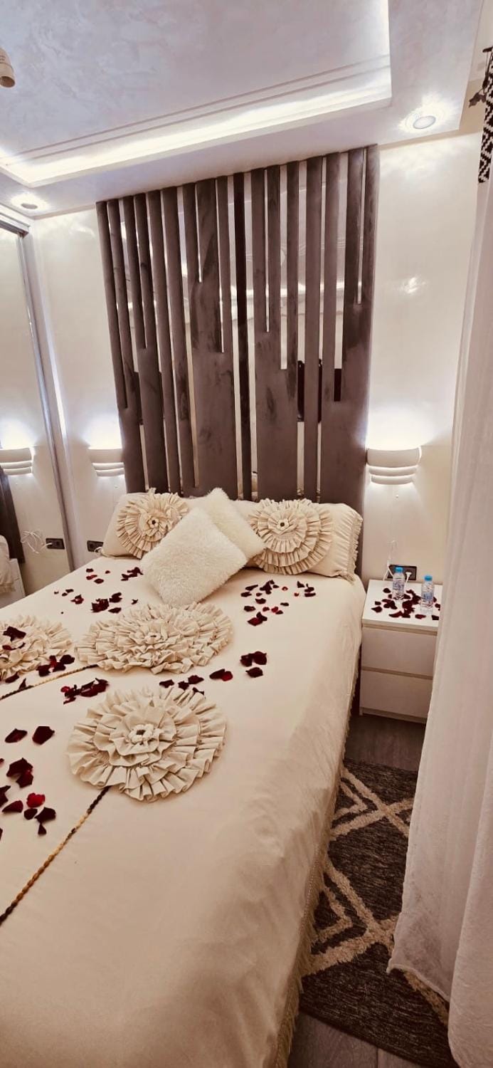 Un Cocoon chic pour deux - Elégance et détente Apartment in Agadir