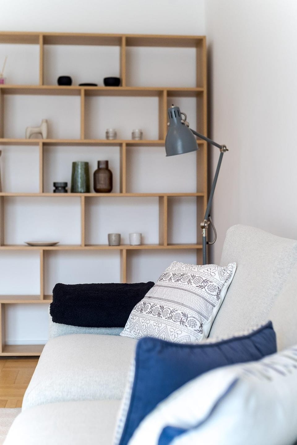Library, Living room, Seating area