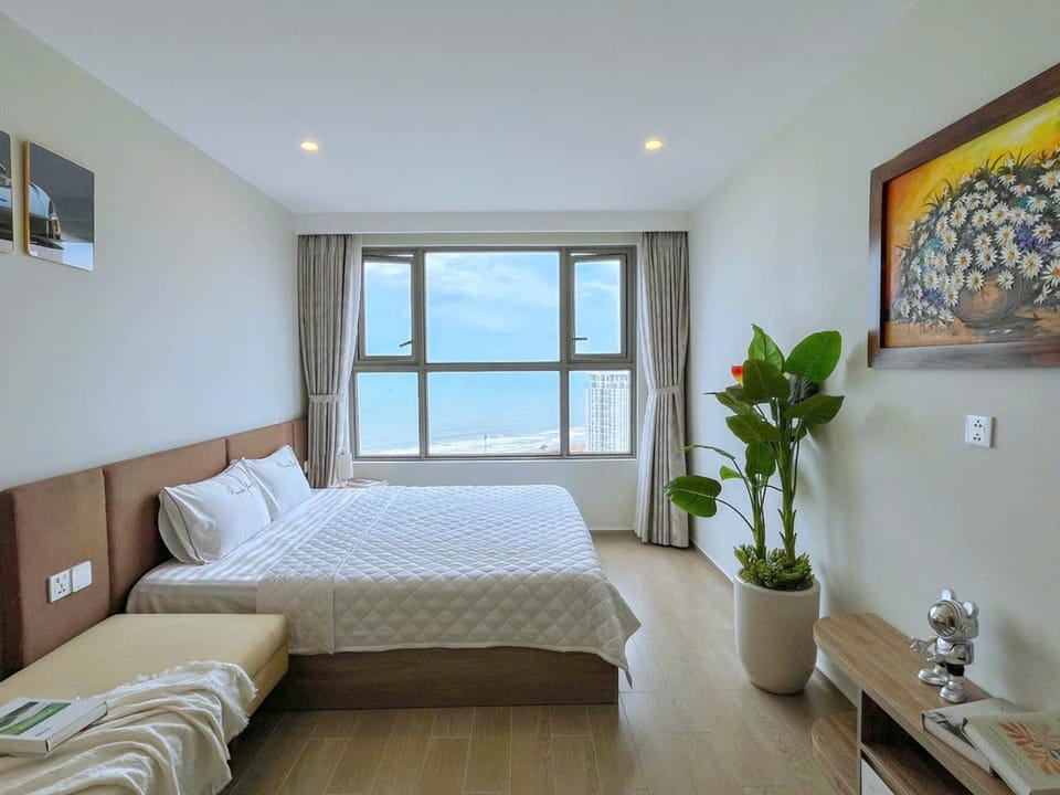 Bed, Bedroom, Sea view