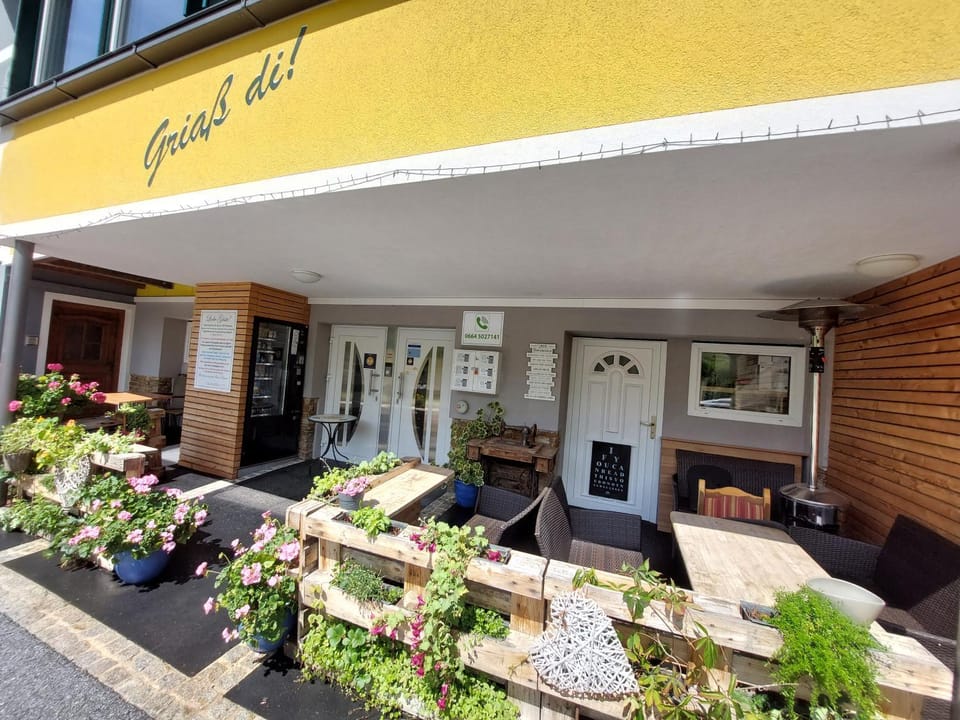 Gasthof Klug zum Ehrensepp Hotel in Carinthia, Austria