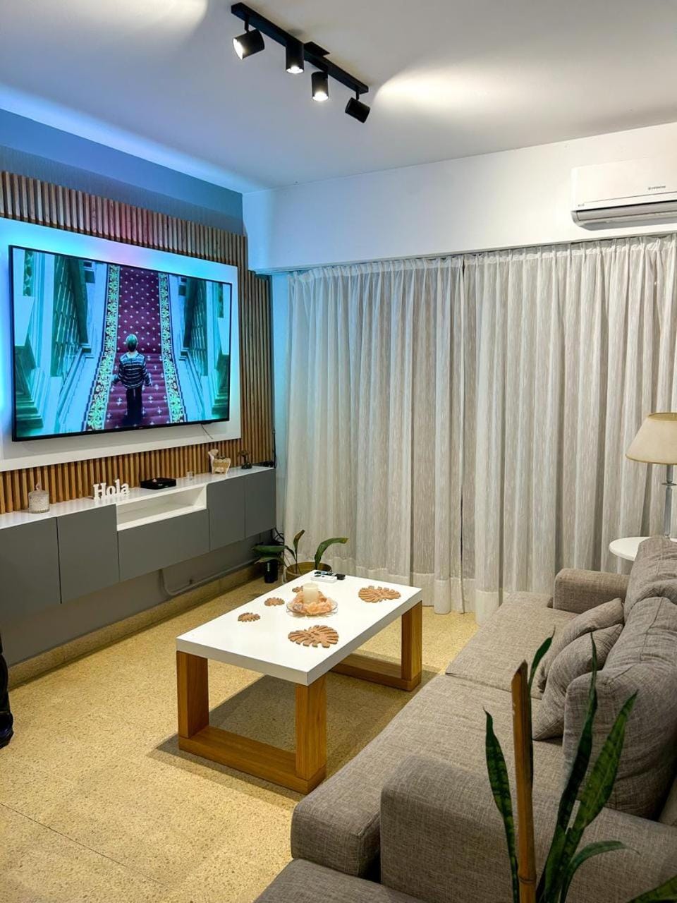 Departamento Centrico - Moderno- Incluye cochera Apartment in Bahía Blanca