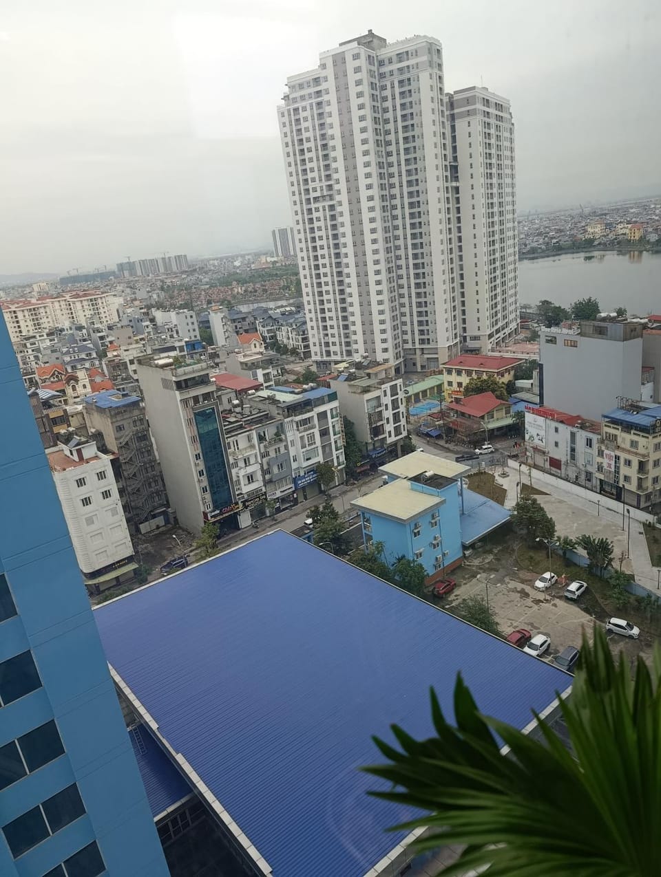 Căn hộ homestay studio Doji Diamond Crown Apartment in Vietnam