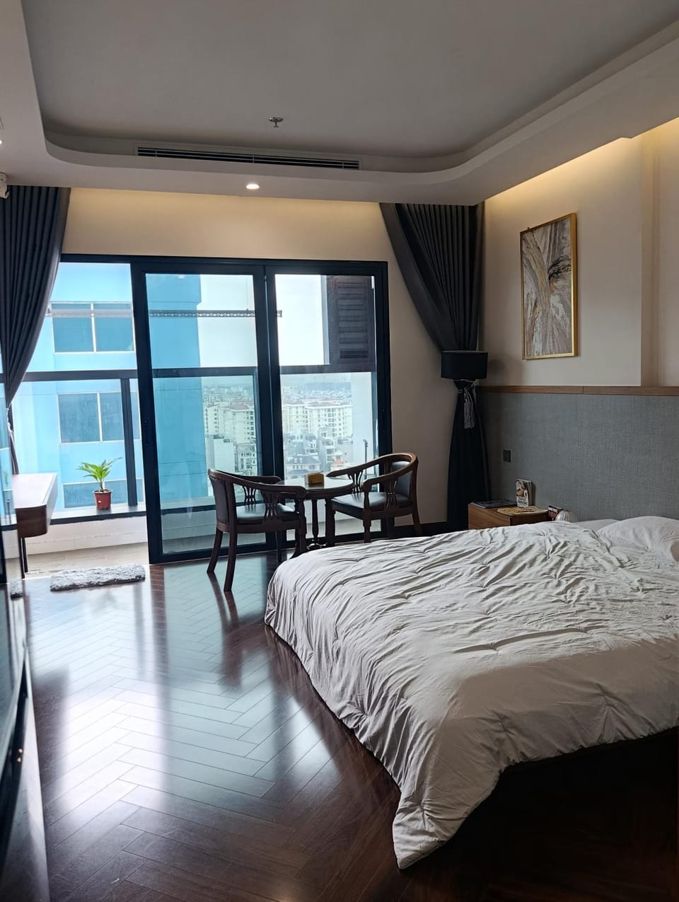 Căn hộ homestay studio Doji Diamond Crown Apartment in Vietnam
