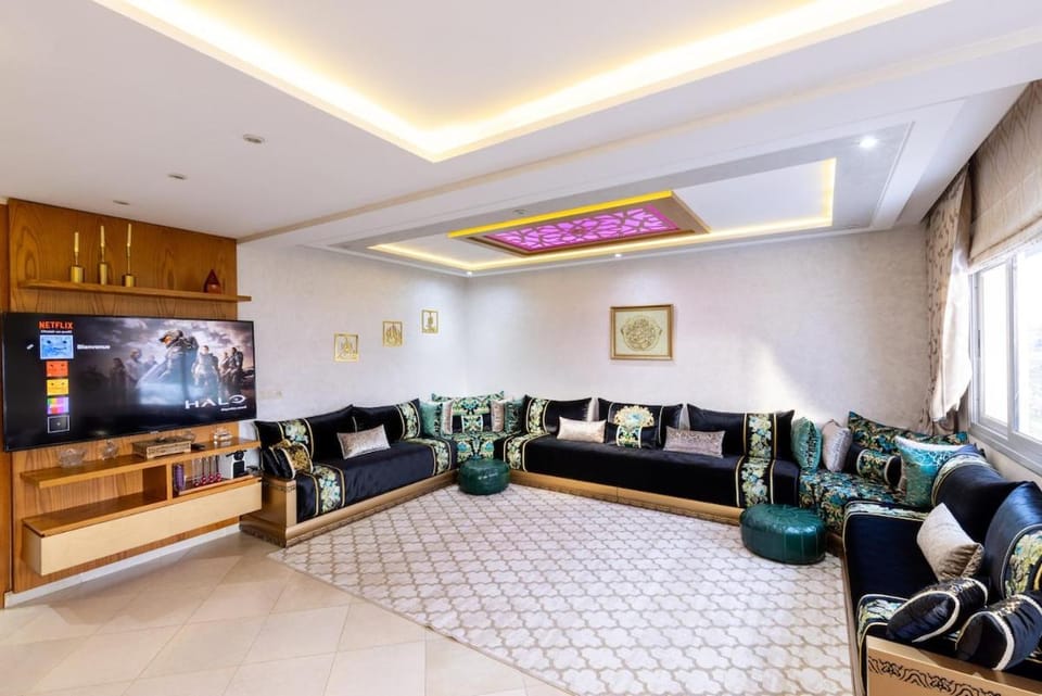 Medina 5 min Mountain & River View, Private Parking Apartment in Tangier-Tétouan-Al Hoceima