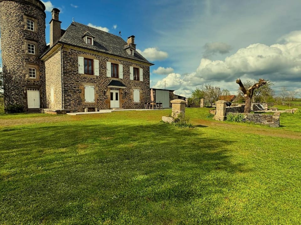Manoir de l Aubos House in Auvergne-Rhône-Alpes