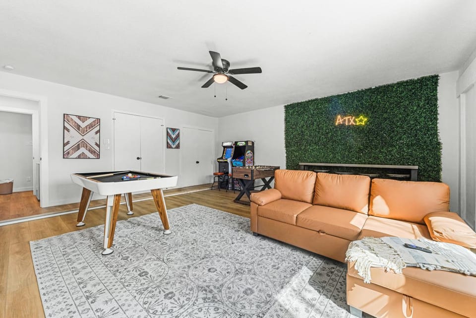 Game Room, Lounge or bar, Seating area