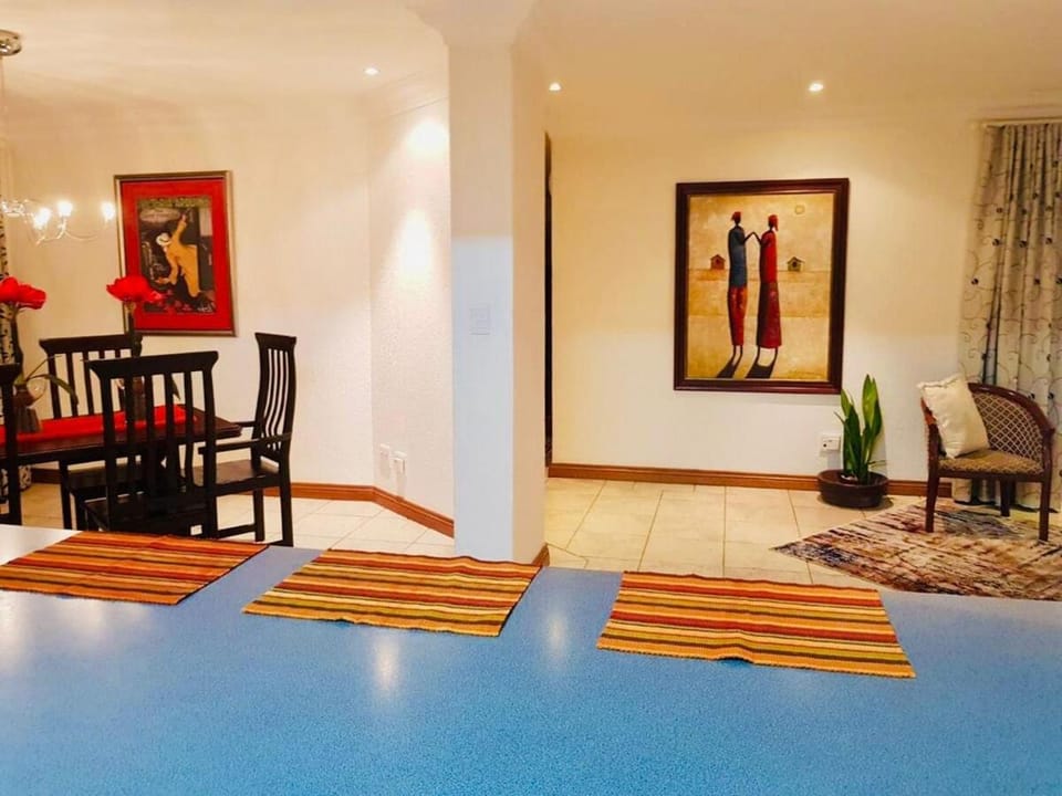 Bamboo Ridge Villa Constantia Villa in Roodepoort