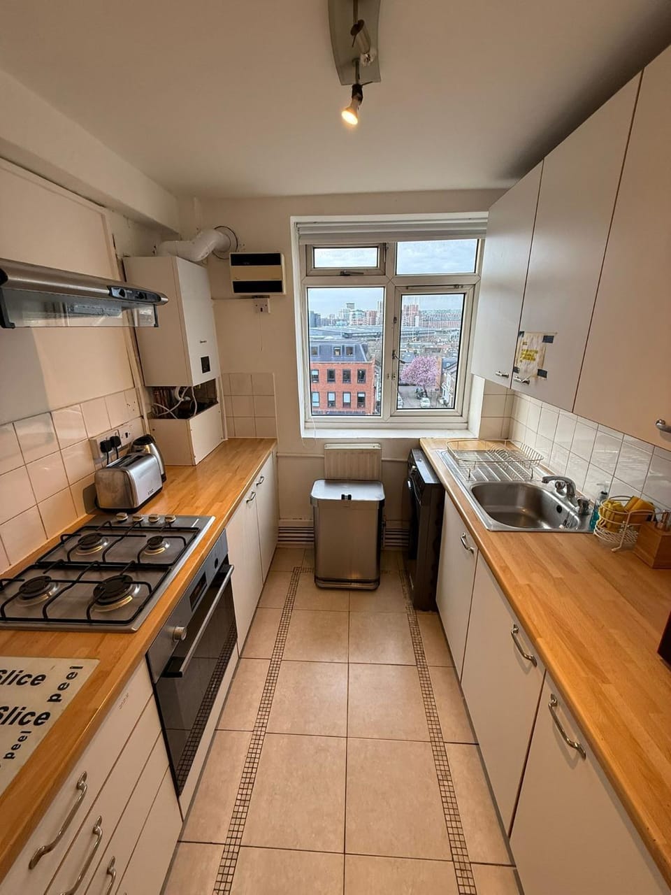 2-bed Flat in Nine Elms Apartment in Scotland