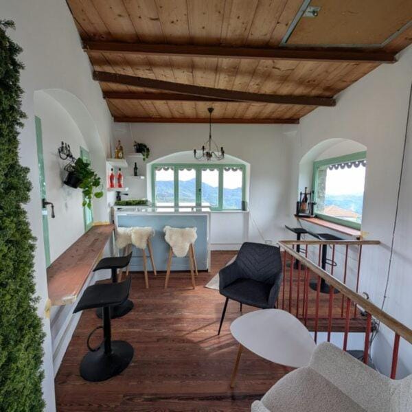 Lounge or bar