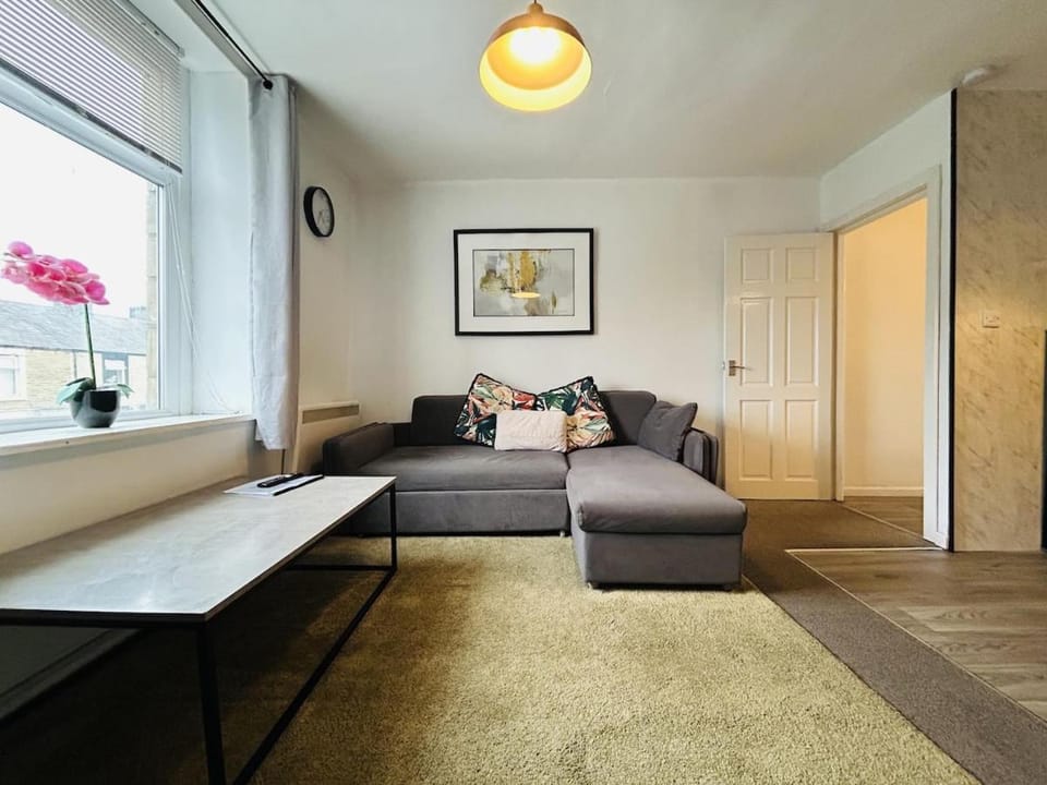Cosy Flat - Over Arch Apartment in Rossendale