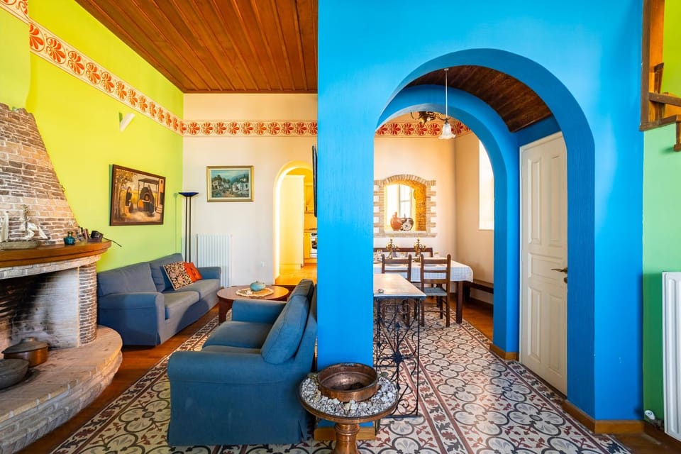 Facade/entrance, Living room, Sea view