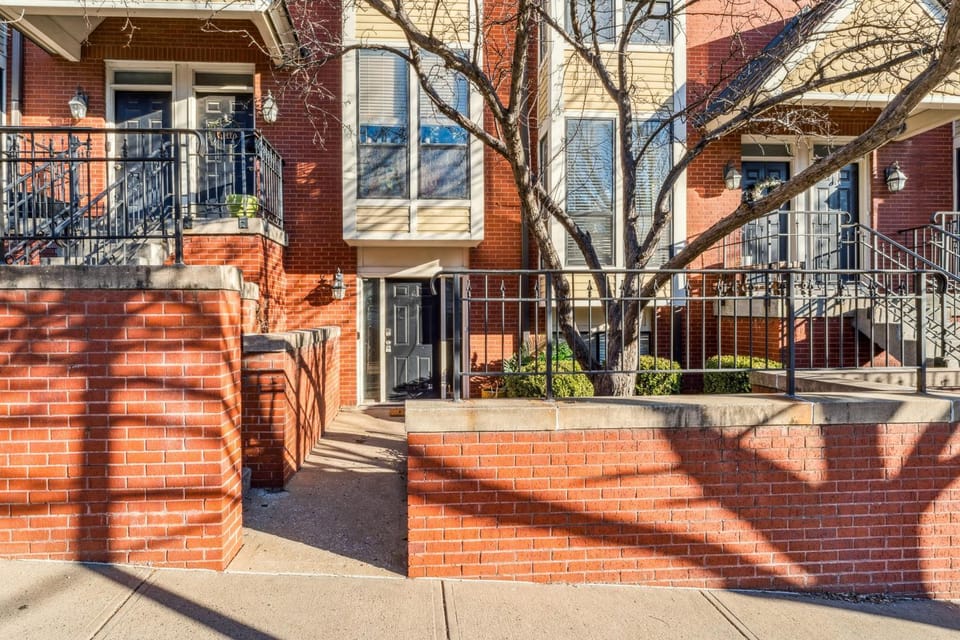 Walk to Main Street: Kansas City Vacation Rental! House in Kansas City