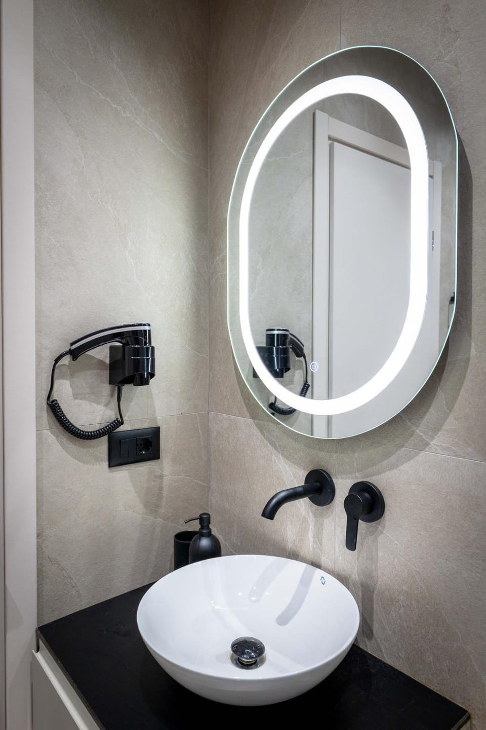 Bathroom, Internal: Not applicable to any particular room