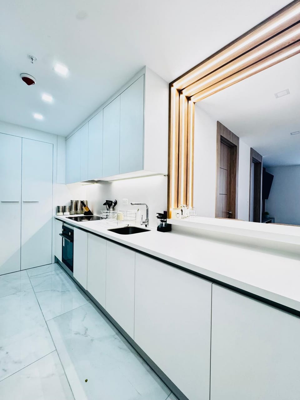 Zen Living Sky Suite Apartment in Guayaquil