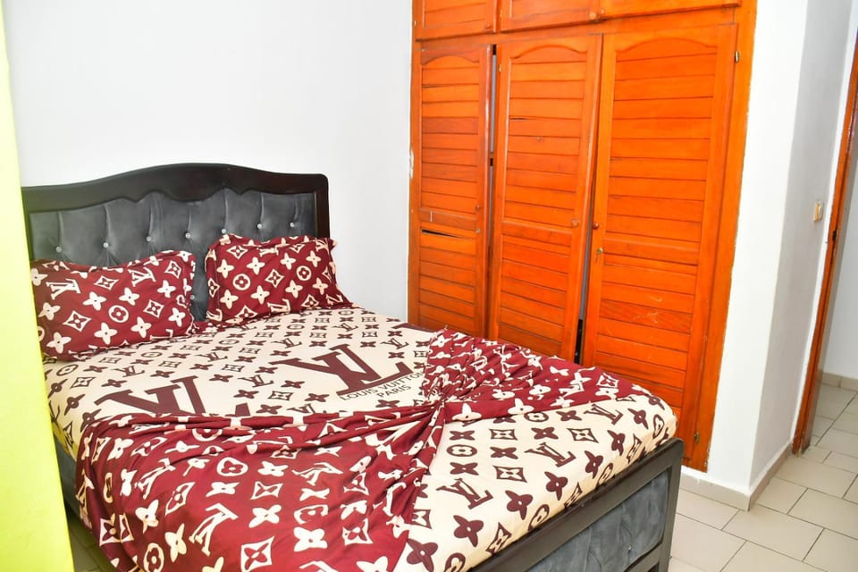 Prestige Business HOUSE Apartment in Douala