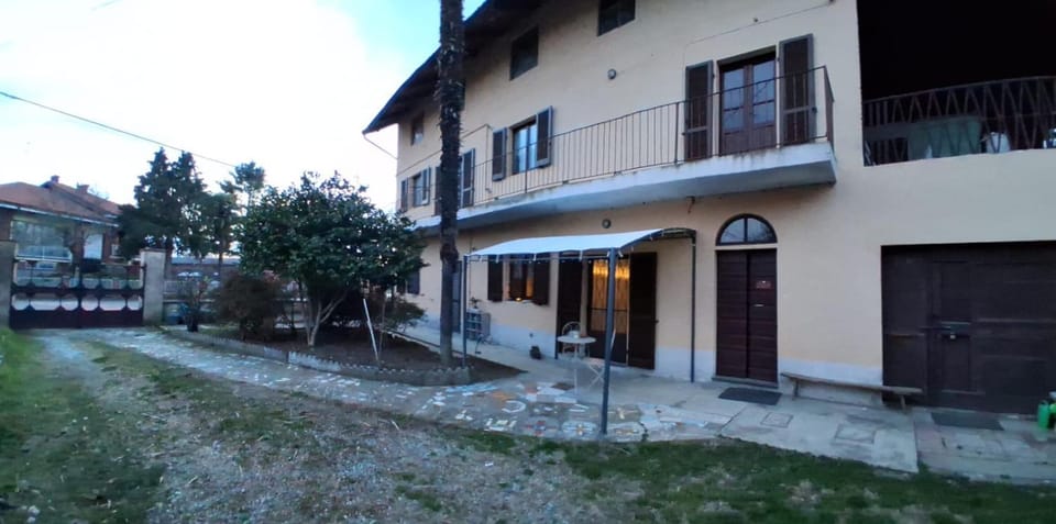 Property building, Balcony/Terrace