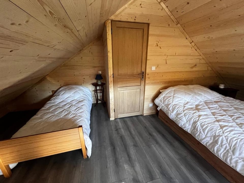 Bienvenue au gîte La Vue des Cimes! House in Neuchâtel, Switzerland