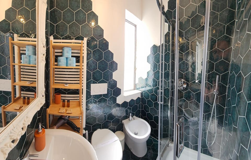 Shower, Toilet, Bathroom, bidet