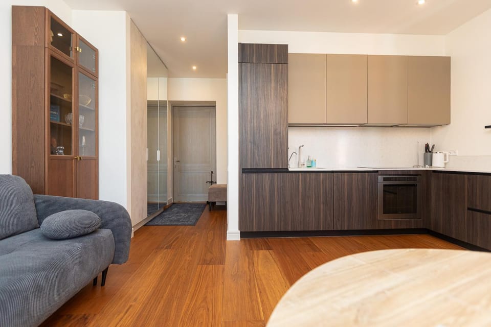Stylish 1-Bedroom Apartment in Riga City Center with King Bed Apartment in Riga