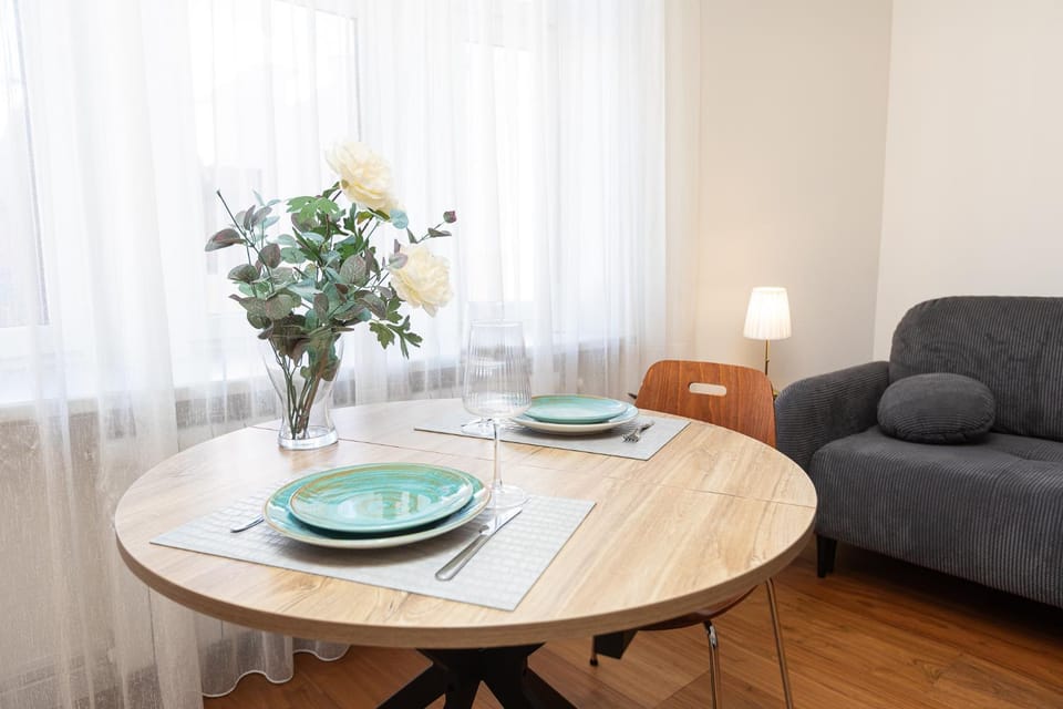 Stylish 1-Bedroom Apartment in Riga City Center with King Bed Apartment in Riga