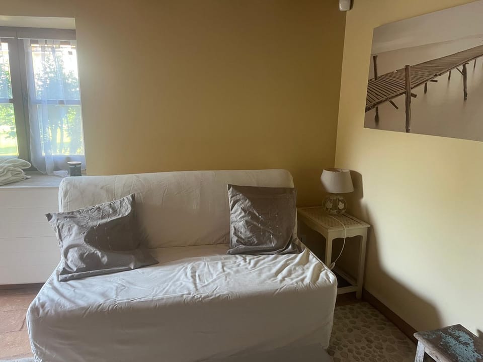 la fouasserie 1 grand lit parental et 1 clic clac 140 1 a 4 personnes Bed and Breakfast in Centre-Val de Loire
