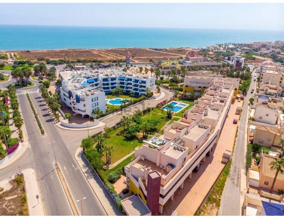 Property building, Bird's eye view