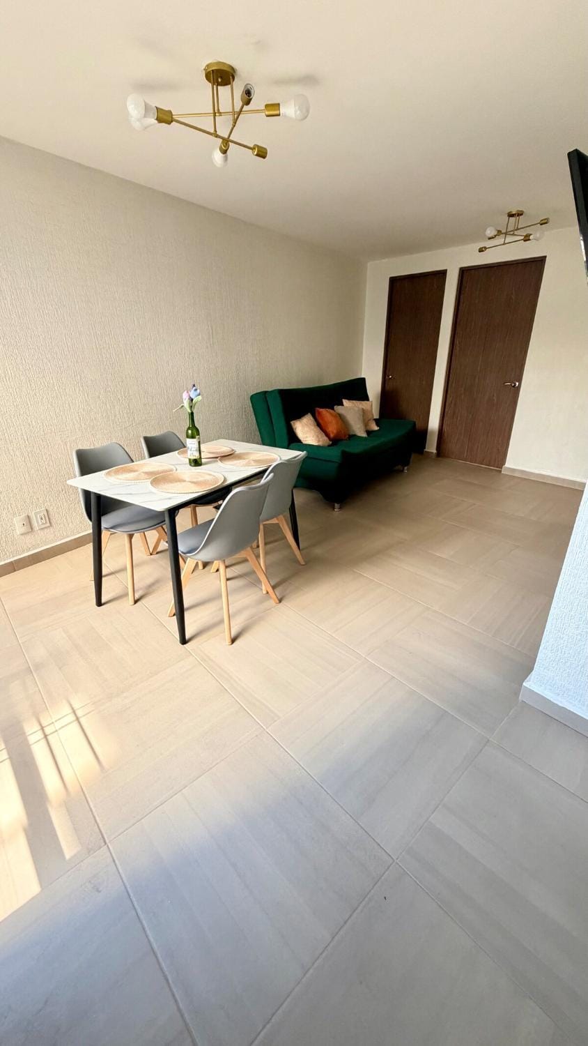 Living room, Dining area