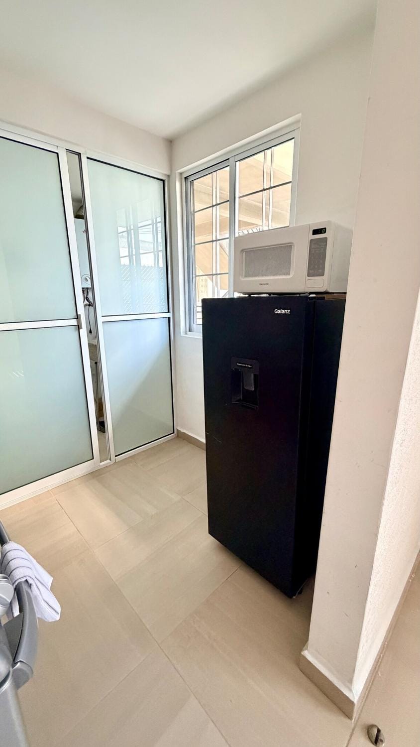 Kitchen or kitchenette, oven