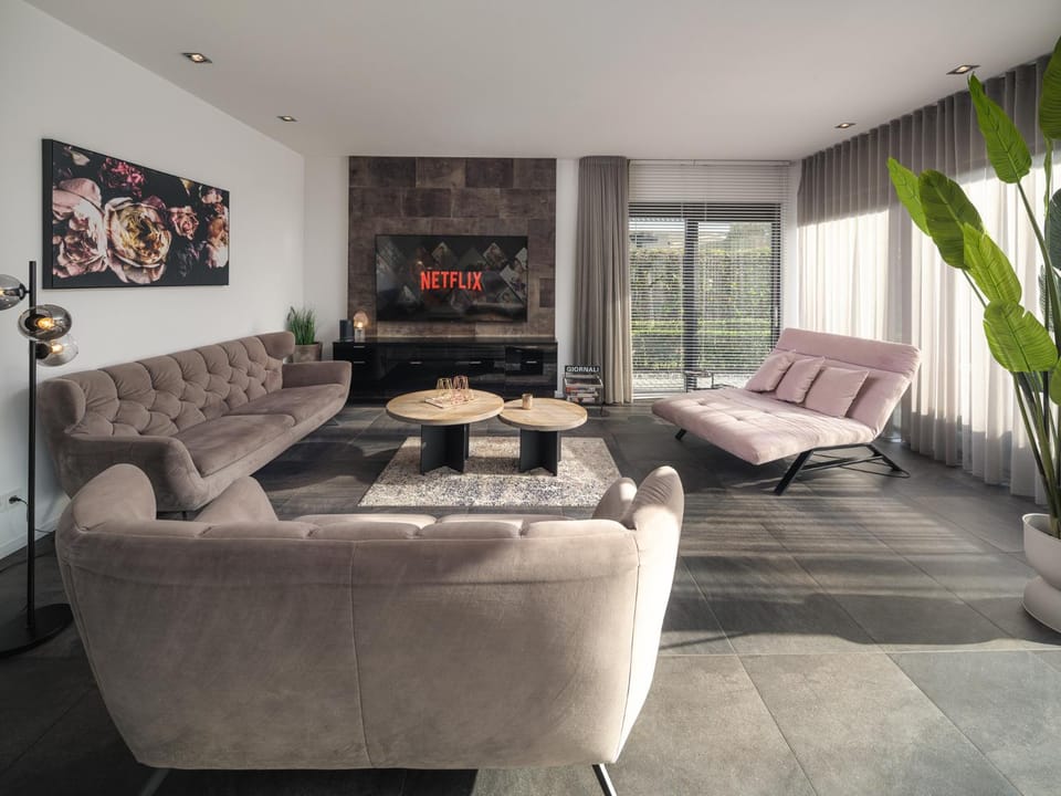 Harderwold Villa - 336 | Jacuzzi & Sauna House in Biddinghuizen