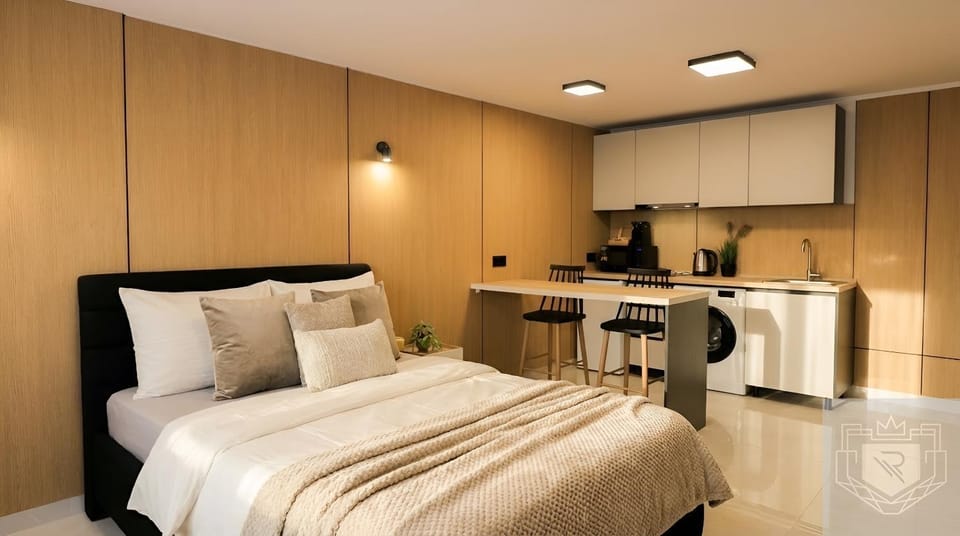 Renthouse ApartHotel Room #17 Apartment in Chișinău