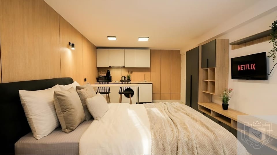 Renthouse ApartHotel Room #17 Apartment in Chișinău