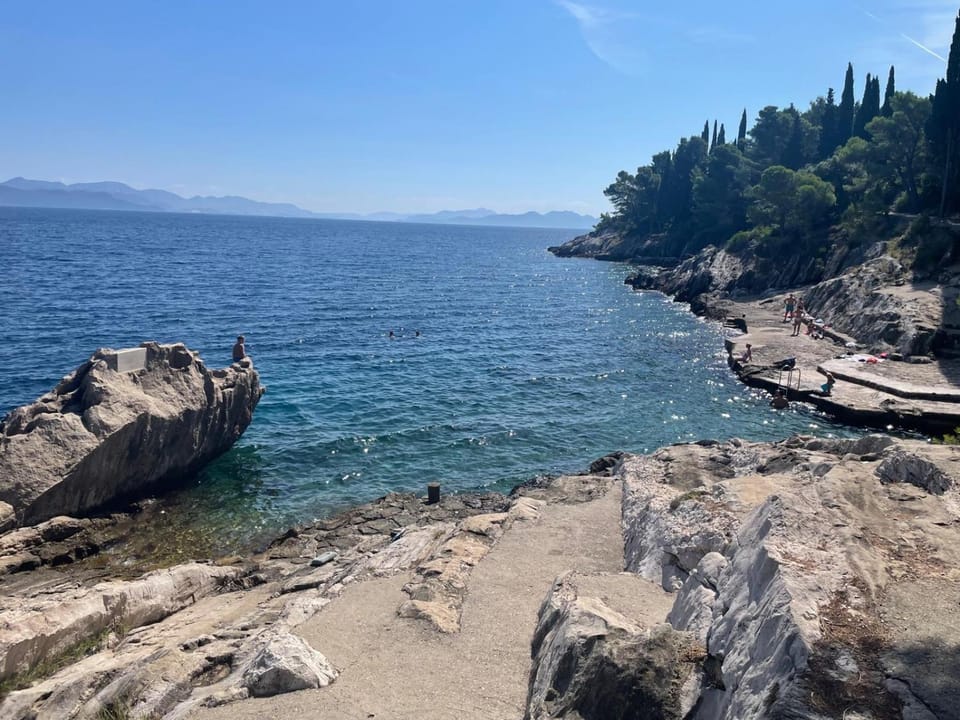 Villa Black & White Apartment in Dubrovnik-Neretva County