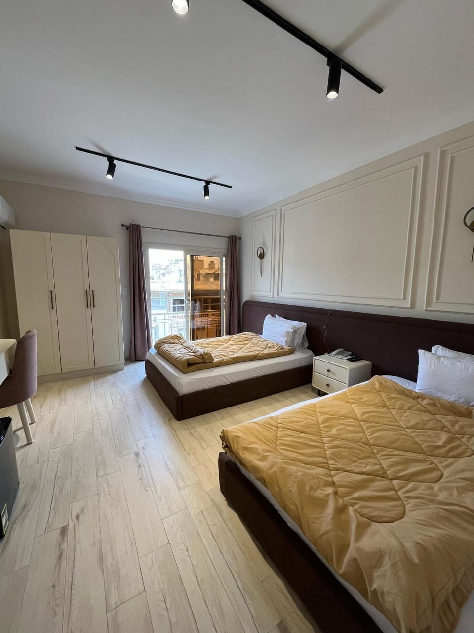 Bed, Living room, Photo of the whole room, Seating area, Bedroom, wardrobe