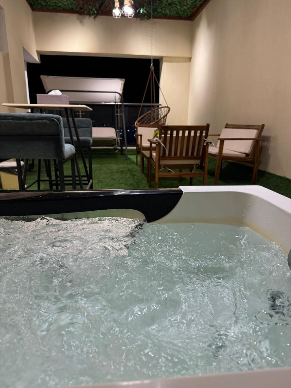Garden, Hot Tub, Swimming pool
