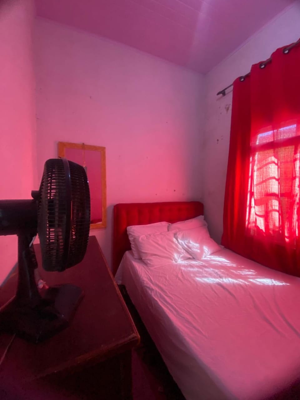 Residencial Rua Cascata House in Goiania