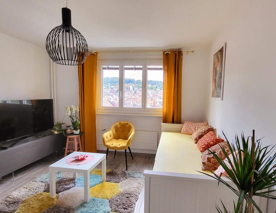 Zen Home appartement Apartment in Neuchâtel, Switzerland