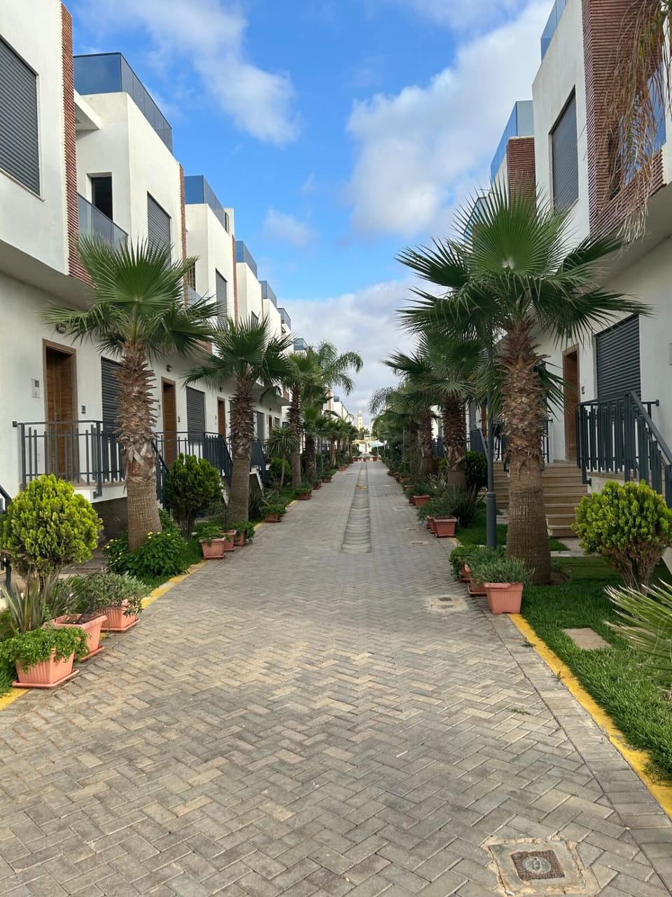 Villa 4 niveaux avec piscine - plage à 5min Villa in Casablanca-Settat