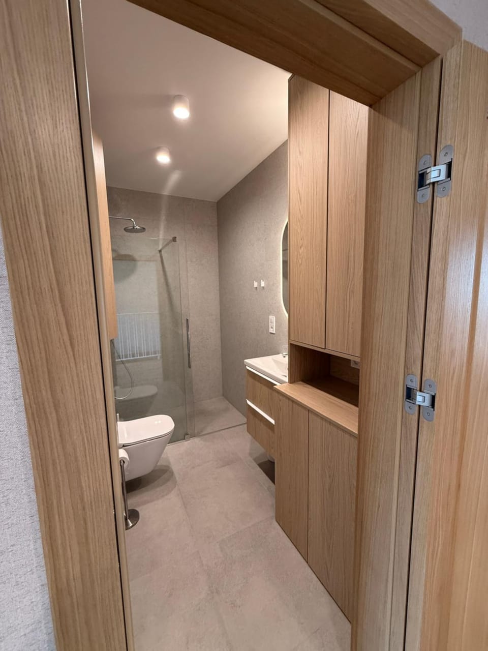 Shower, Toilet, Bathroom, wardrobe, washing machine
