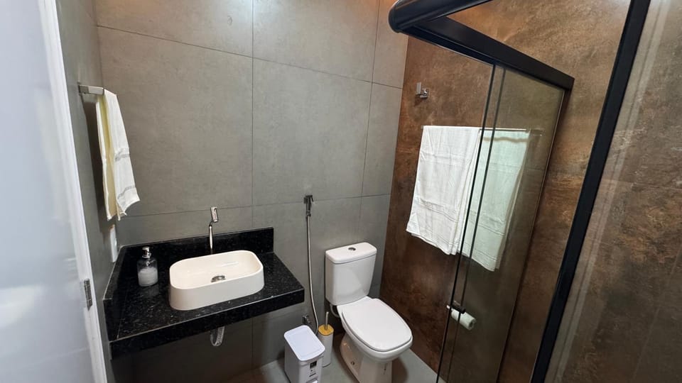 House Paradiso Piscina Aquecida, Sauna e Hidro Villa in Caruaru