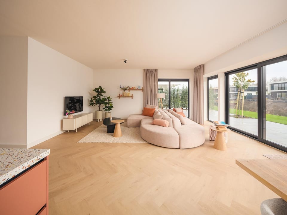 Water Nr. 500 | 8 Pers. Hottub & Sauna House in Biddinghuizen