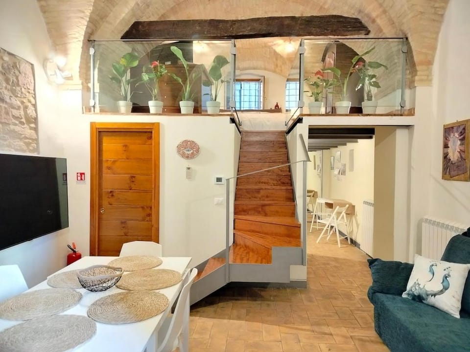 Domus Amore Francesco and Carlo Assisi Center Apartment in Assisi